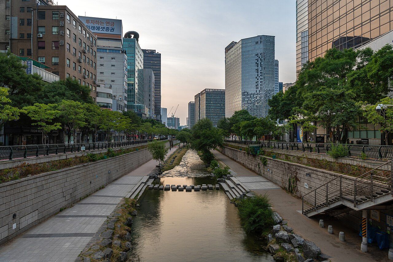 Cheonggyecheon Stream — Seoul